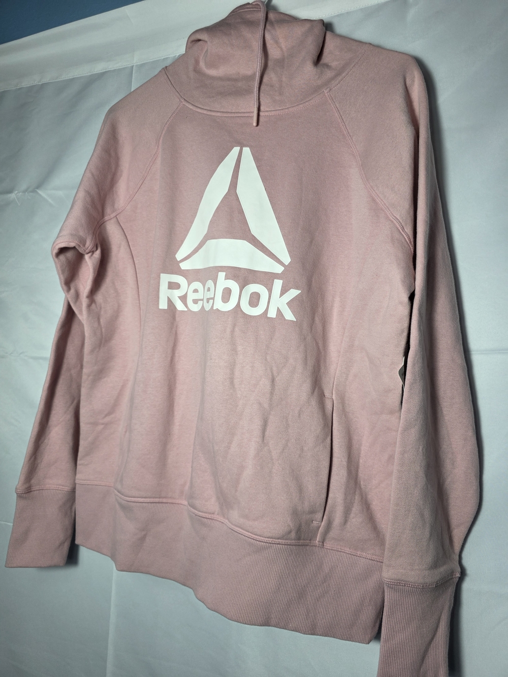 Reebok Pink Logo Pullover Hoodie Medium NWT Comfy Athletic Wear Great Gift! Y2K